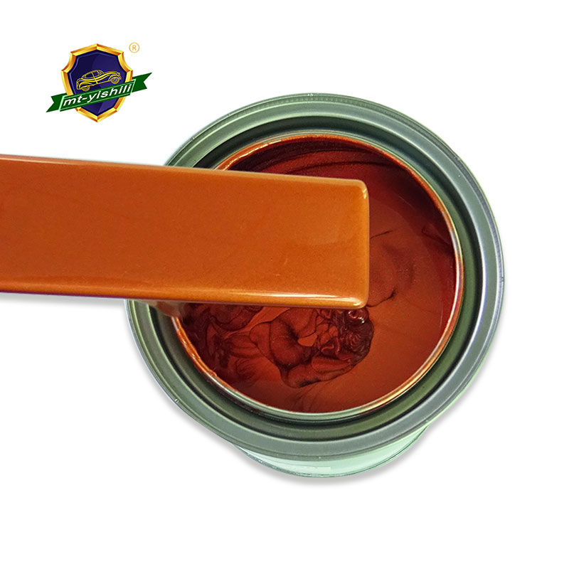 Professional Auto Paint Workshop Using Low-VOC Acrylic Varnish Professionele motorverfwerkswinkel wat lae-VOC akrielvernis gebruik